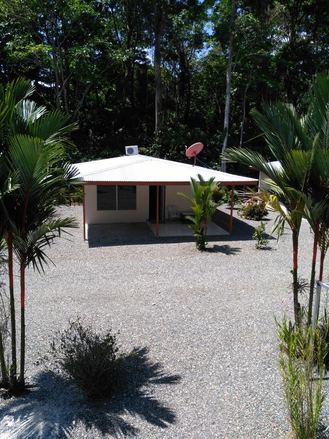 Puerto Vargas Lodge Cahuita Luaran gambar